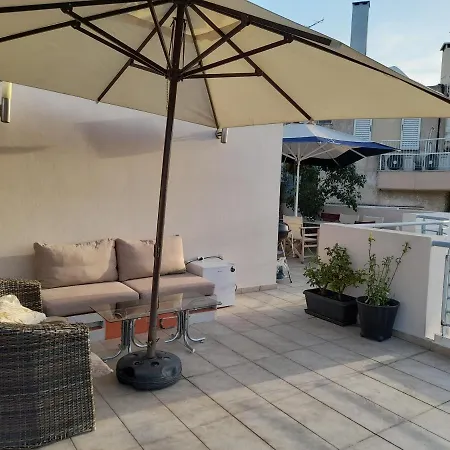 Villa Glifada Center Marina